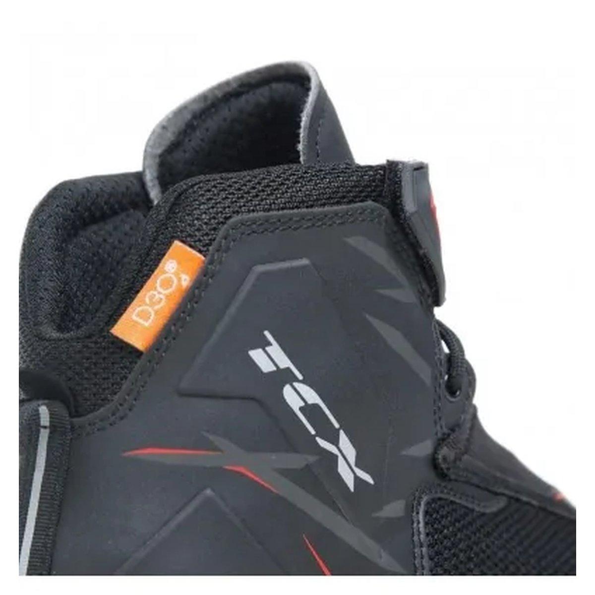 R04D WP SCARPE MOTO IMPERMEABILE UOMO <br />